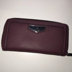 Vera wang wallet